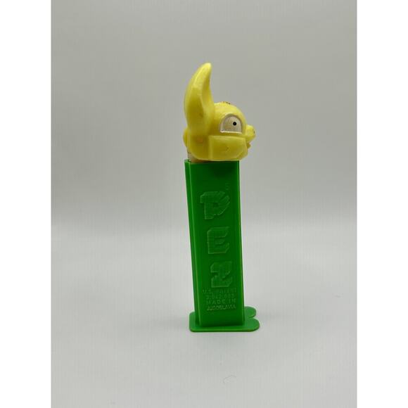 ~*RETIRED/VINTAGE*~ FAT EAR EASTER BUNNY Pez Dispenser-Yellow-Blemished - Picture 3 of 6